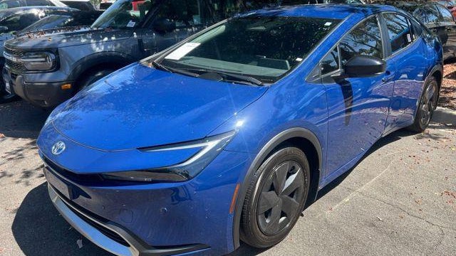 Preowned 2024 Toyota Prius Prime SE for Sale