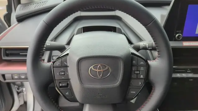 2026 Toyota Prius Plug-in Hybrid SE