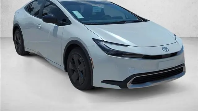 2026 Toyota Prius Plug-in Hybrid SE