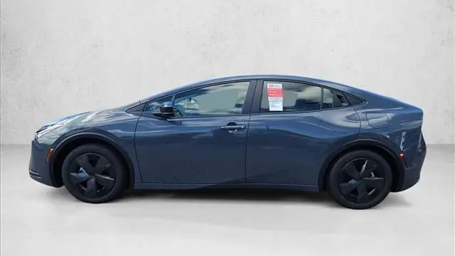 2026 Toyota Prius Plug-in Hybrid SE