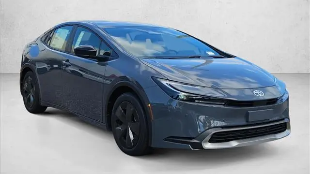 2026 Toyota Prius Plug-in Hybrid SE