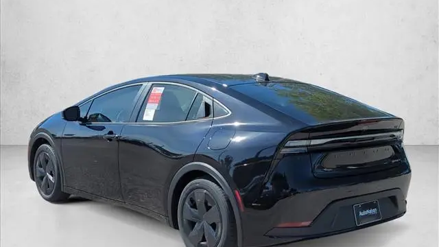 2026 Toyota Prius Plug-in Hybrid SE