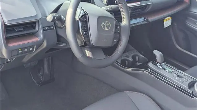 2026 Toyota Prius Plug-in Hybrid SE