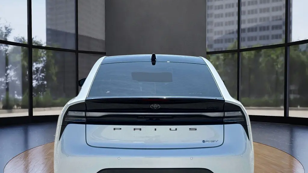 2026 Toyota Prius Plug-in Hybrid XSE