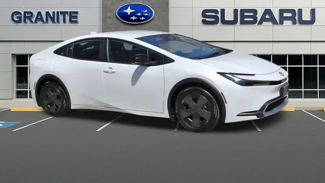 2024 Toyota Prius Prime SE