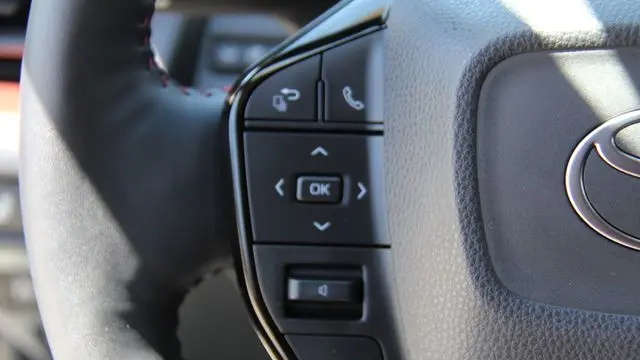2024 Toyota Prius Prime SE