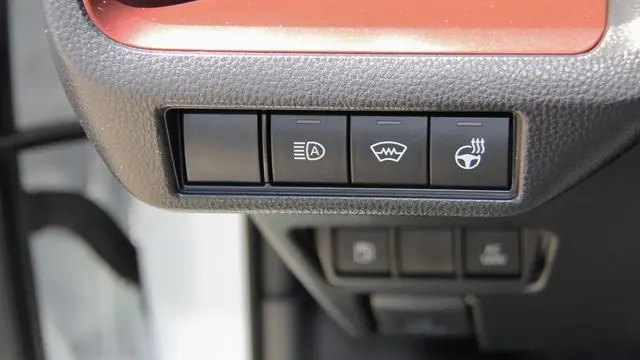 2024 Toyota Prius Prime SE