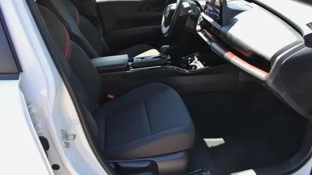 2024 Toyota Prius Prime SE