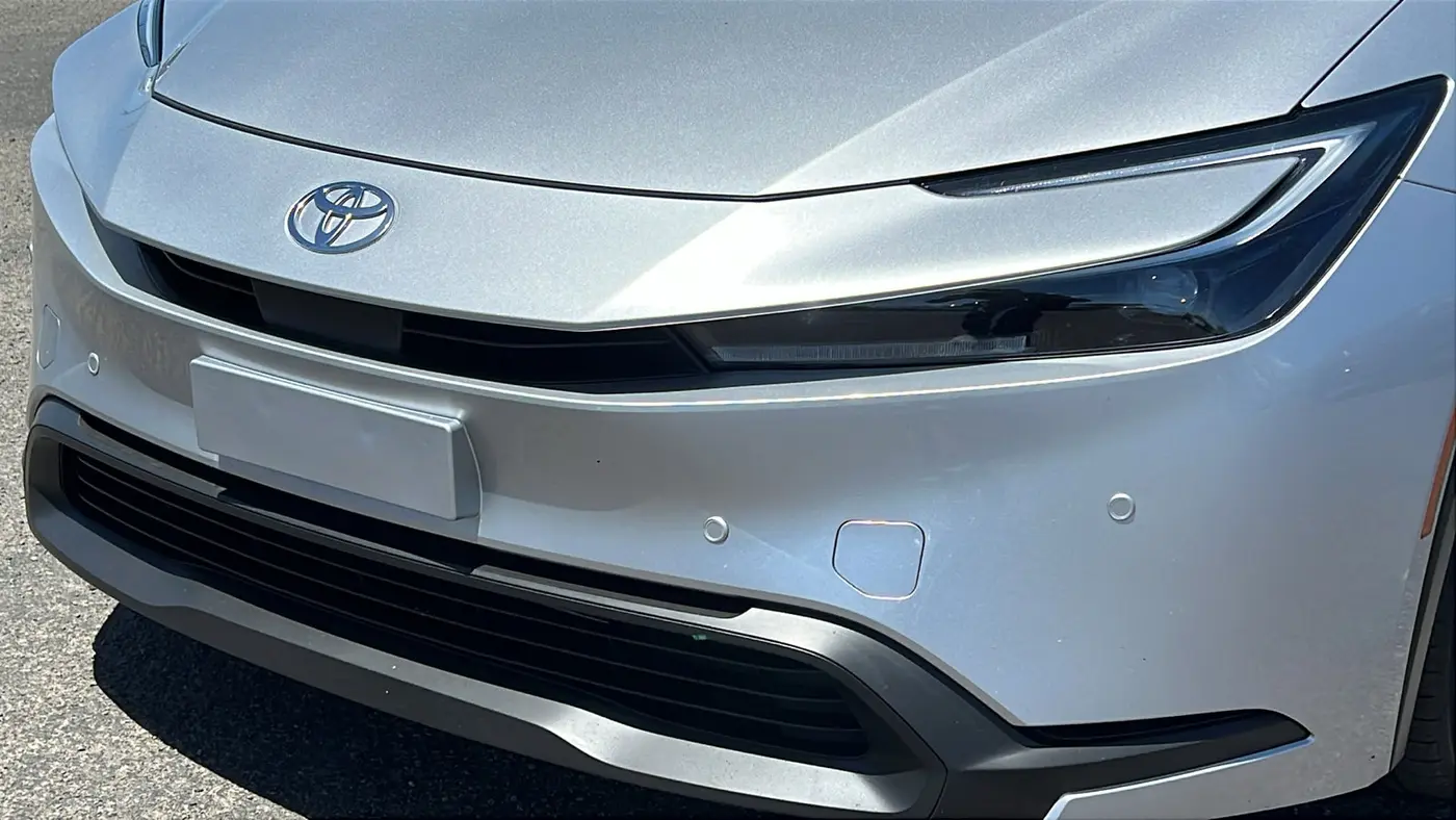 2025 Toyota Prius LE