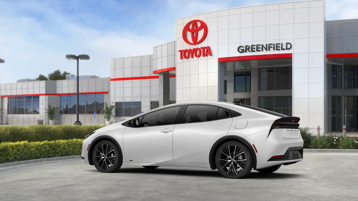 2025 Toyota Prius LE