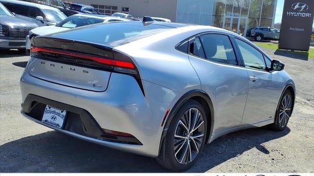 2023 Toyota Prius XLE