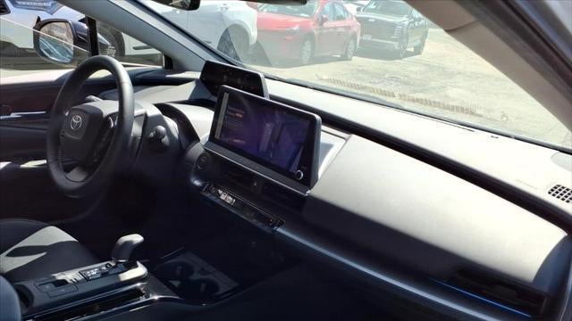 2023 Toyota Prius XLE