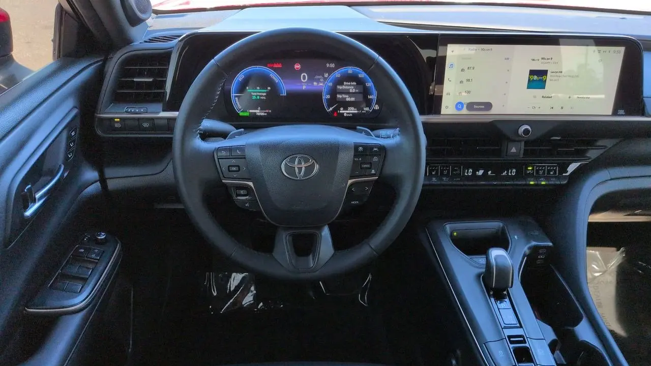 2023 Toyota Crown Platinum