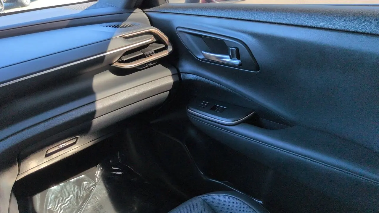 2023 Toyota Crown Platinum