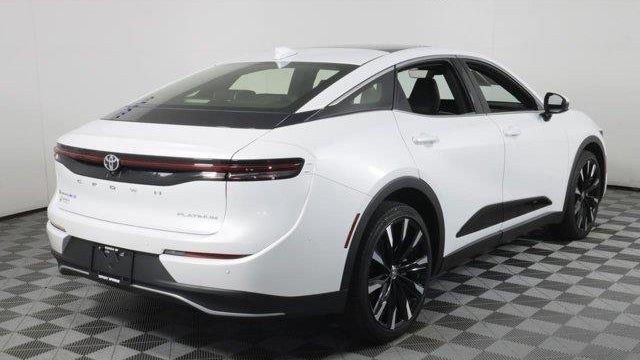 2024 Toyota Crown Platinum