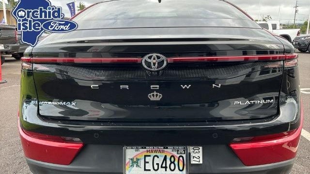 2023 Toyota Crown Platinum