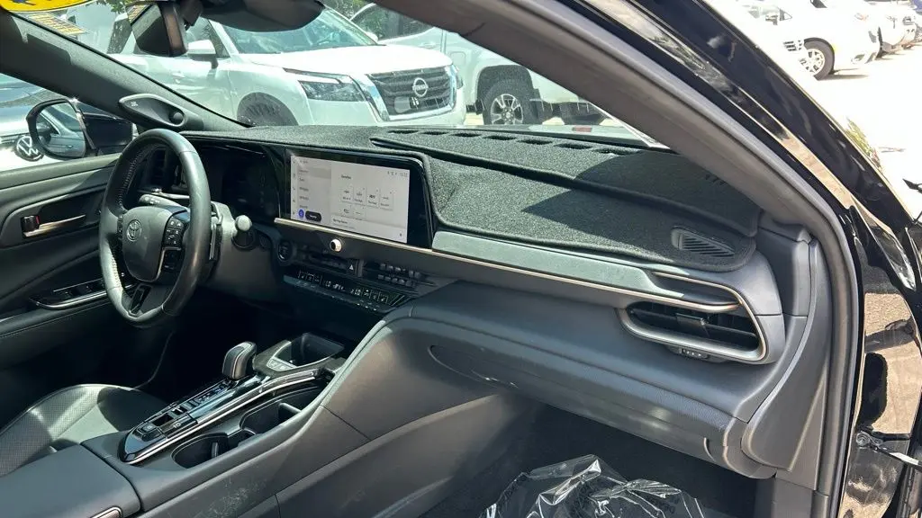 2024 Toyota Crown Platinum