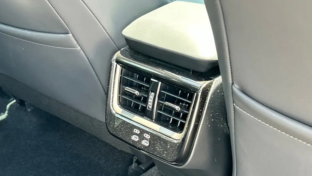 2024 Toyota Crown Platinum