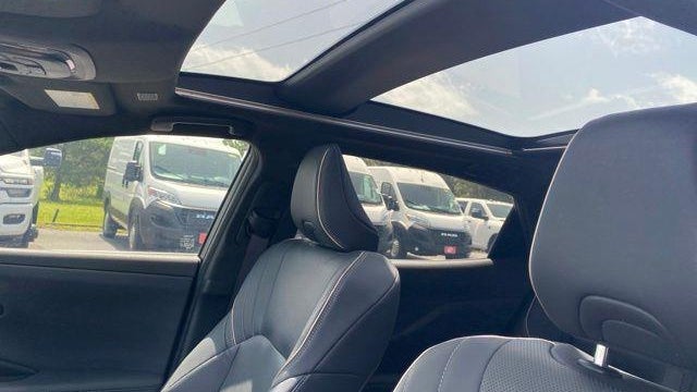 2024 Toyota Crown Platinum