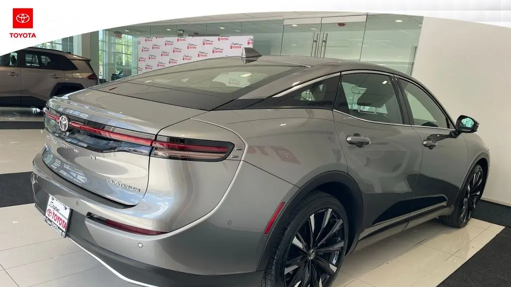 2024 Toyota Crown Platinum
