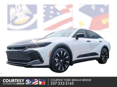 2025 Toyota Crown AWD Platinum 4DR Sedan