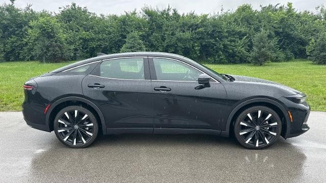 2023 Toyota Crown Platinum