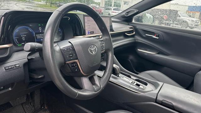 2023 Toyota Crown Platinum