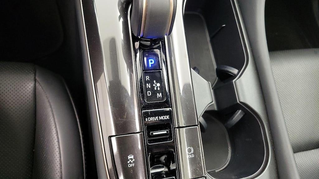 2024 Toyota Crown Platinum
