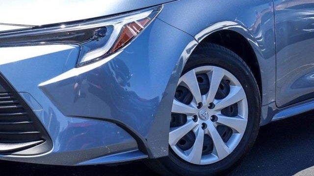 2025 Toyota Corolla Hybrid SE