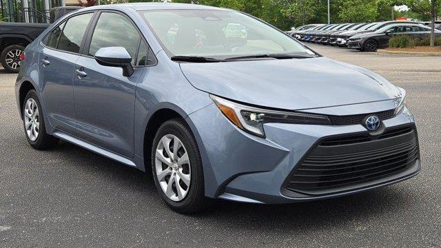 2025 Toyota Corolla Hybrid SE