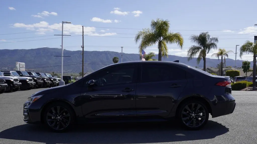 2025 Toyota Corolla Hybrid SE