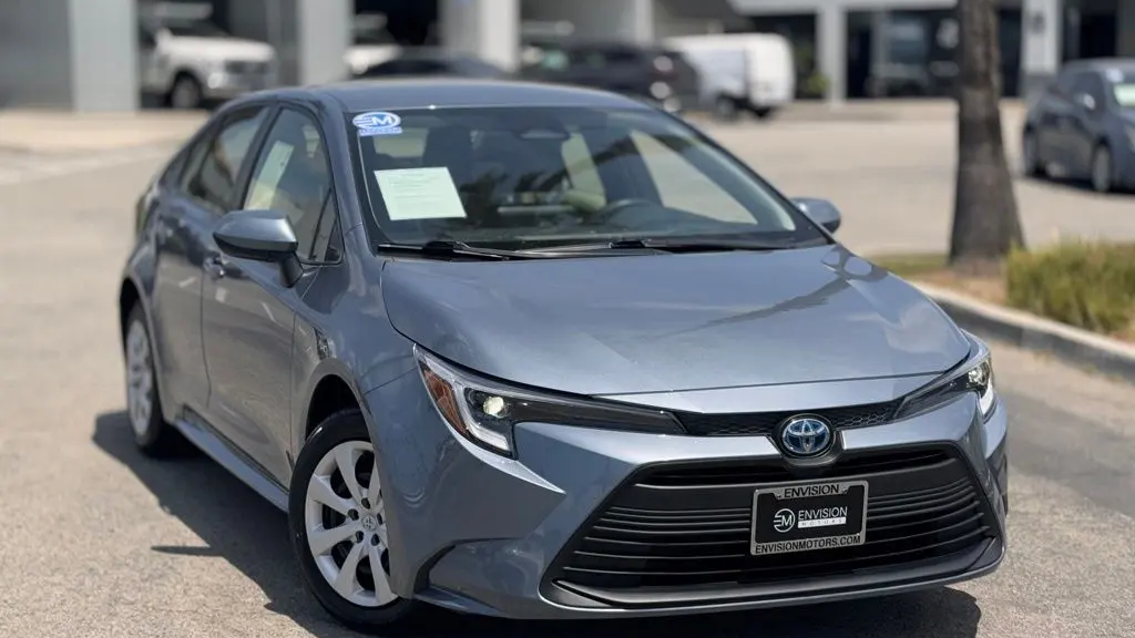 2024 Toyota Corolla Hybrid SE