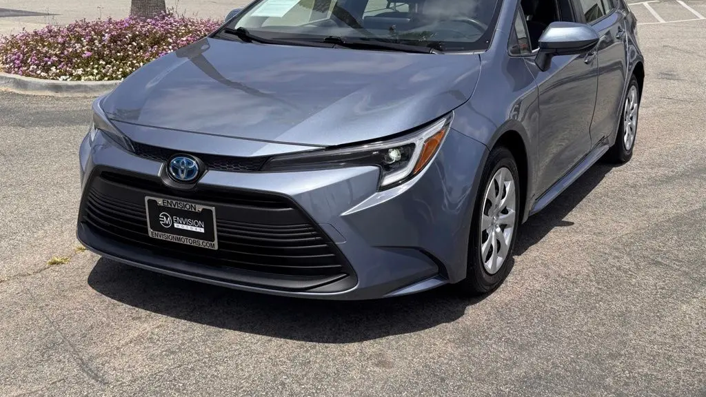 2024 Toyota Corolla Hybrid SE