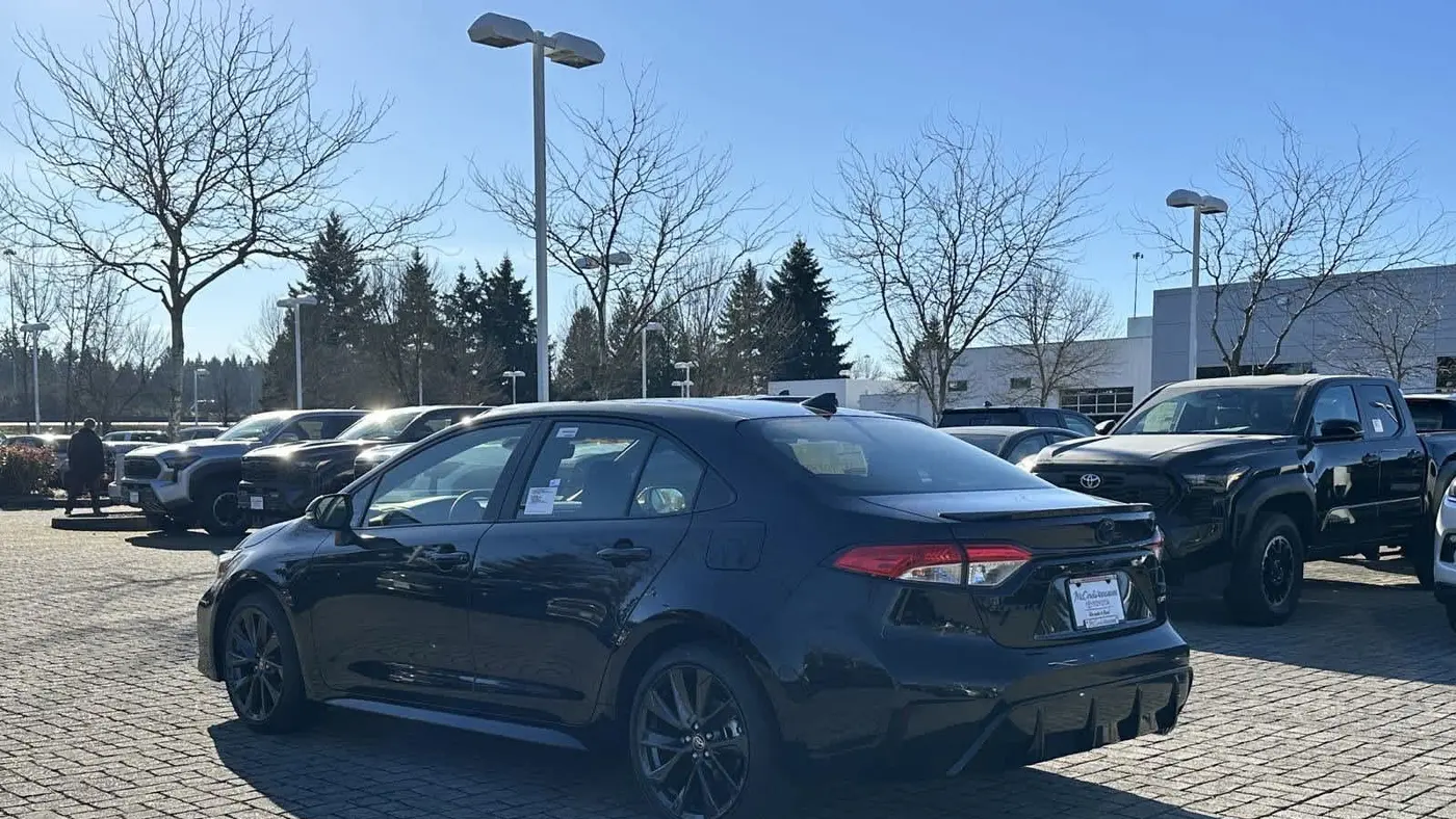 2025 Toyota Corolla Hybrid SE