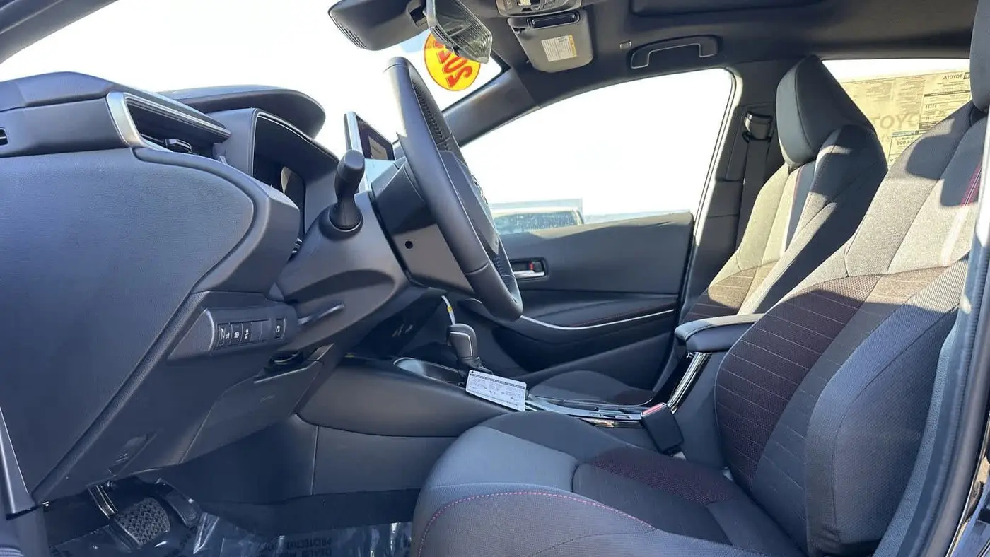 2025 Toyota Corolla Hybrid SE