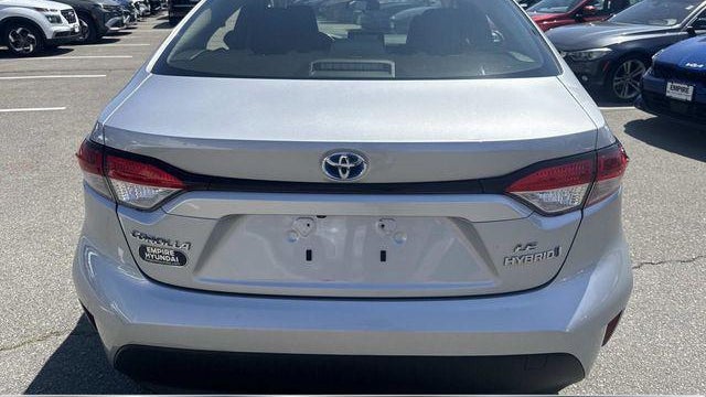 2024 Toyota Corolla Hybrid LE