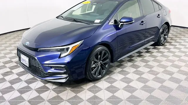 2024 Toyota Corolla Hybrid SE
