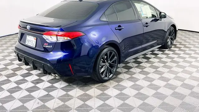 2024 Toyota Corolla Hybrid SE
