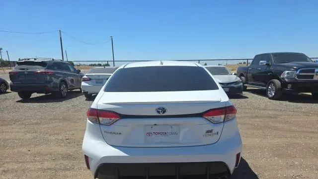 2024 Toyota Corolla Hybrid SE