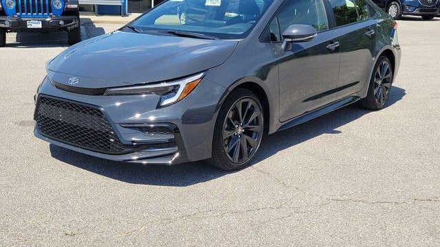 2026 Toyota Corolla Hybrid SE
