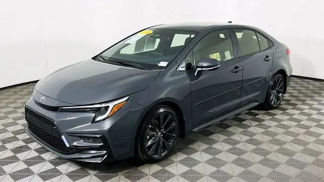 2026 Toyota Corolla Hybrid SE