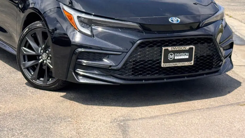 2024 Toyota Corolla Hybrid SE