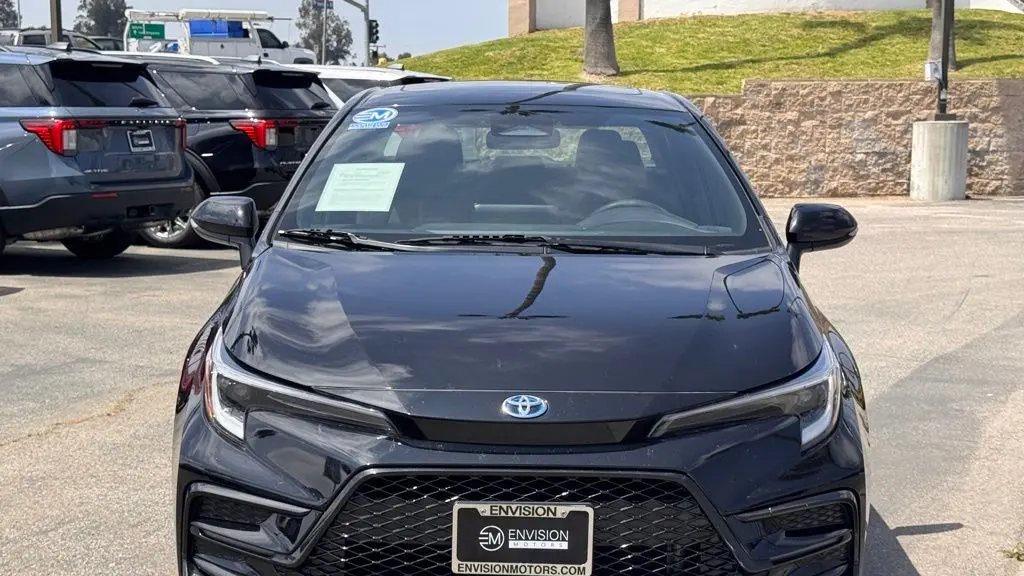 2024 Toyota Corolla Hybrid SE