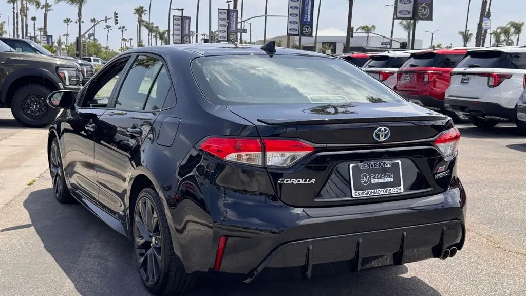 2024 Toyota Corolla Hybrid SE