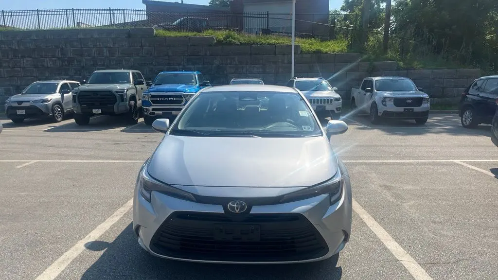 2024 Toyota Corolla Hybrid SE
