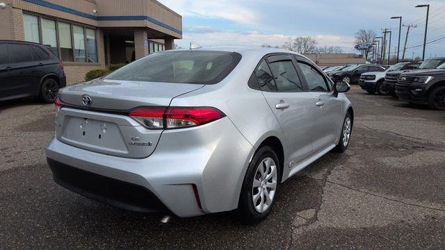2024 Toyota Corolla Hybrid SE