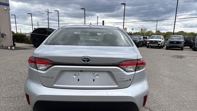 2024 Toyota Corolla Hybrid SE