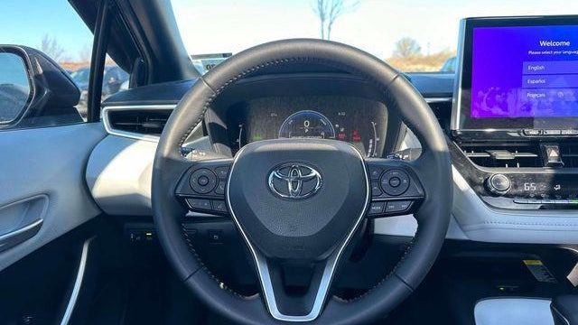 2025 Toyota Corolla Hybrid SE