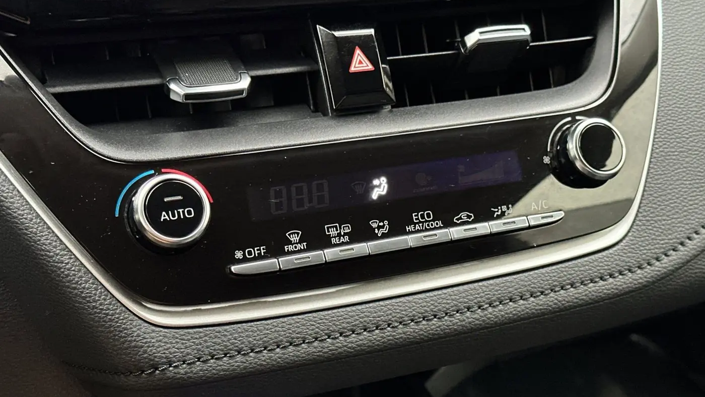 2022 Toyota Corolla Hybrid LE