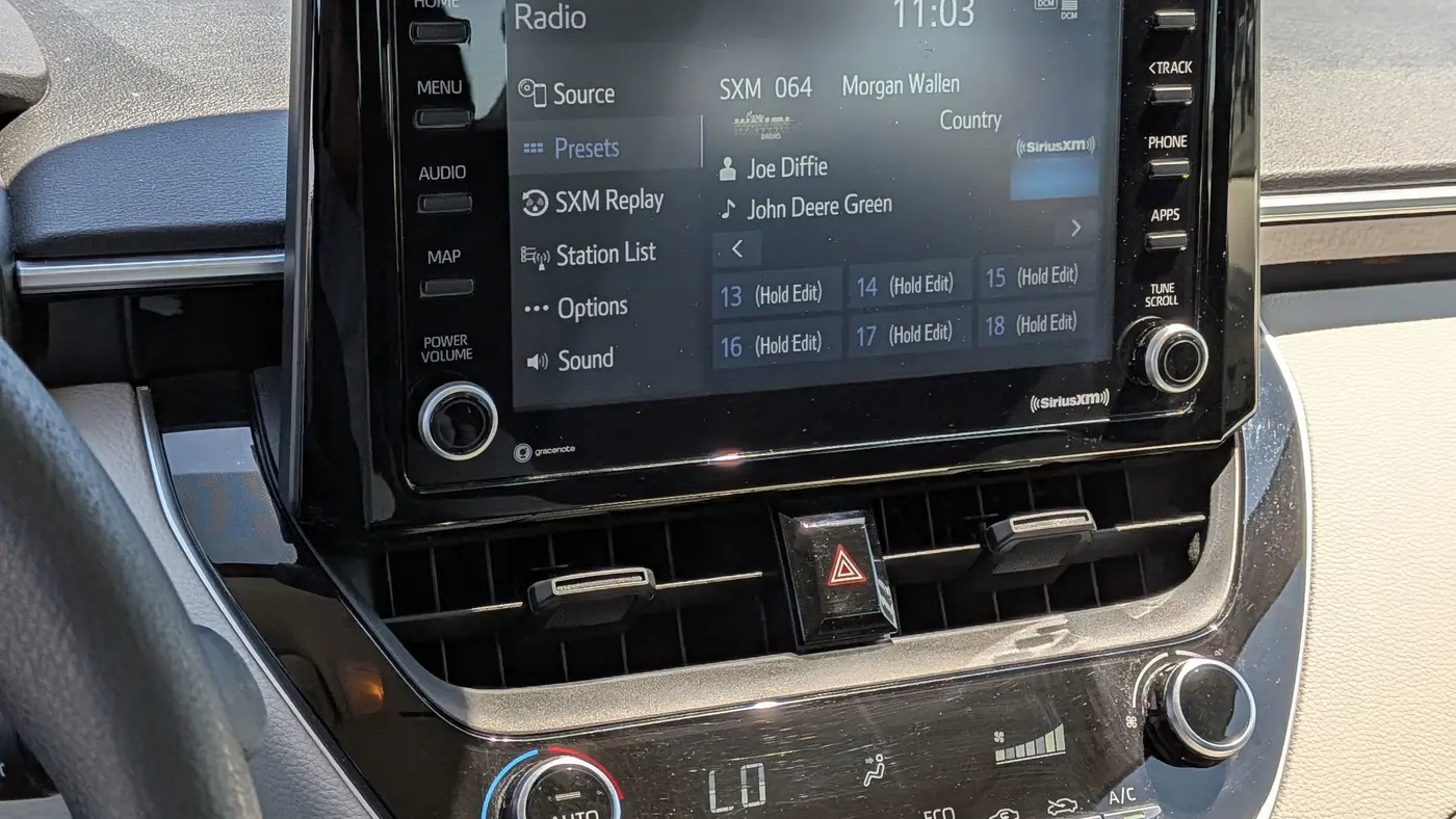 2022 Toyota Corolla LE